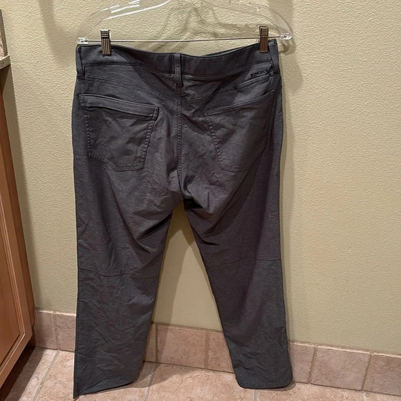 Bonobos Men's golf grey pants - Picture 4 of 9